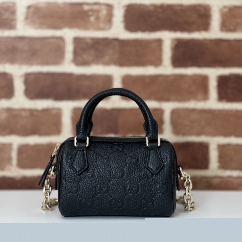 G*u*i speedy bags
